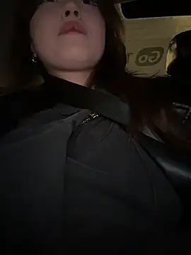 Peachy Dream online show from 18, 11, 2025