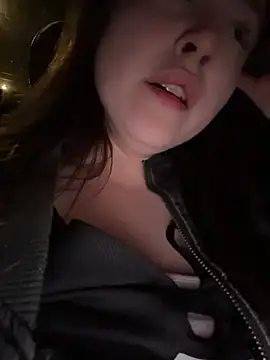 Snapshot of Peachy_Dream chatting on 28, 4, 2026 Peachy Dream online show from 28, 4, 2026