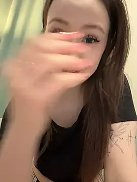 Snapshot of Peachy_Dream chatting on 29, 4, 2026 Peachy Dream online show from 29, 4, 2026