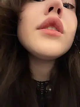 Peachy Dream online show from 11, 3, 2026