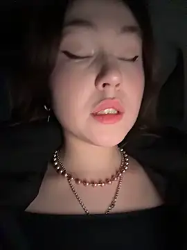 Peachy Dream online show from 7, 2, 2026