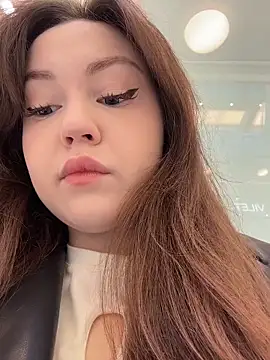 Peachy Dream online show from 30, 10, 2025