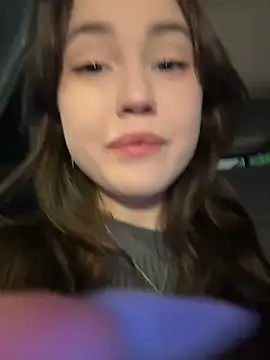 Peachy Dream online show from 10, 3, 2025