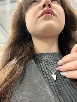 Peachy Dream online show from 21, 3, 2025