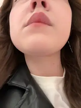 Peachy Dream online show from 12, 10, 2025