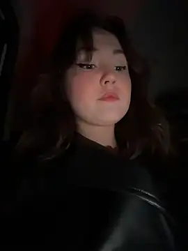 Peachy Dream online show from 27, 11, 2025