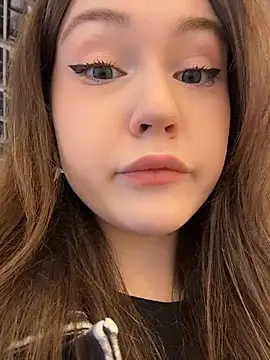 Peachy Dream online show from 20, 3, 2026