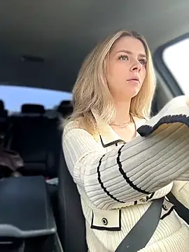 Love Bri online show from 14, 4, 2026