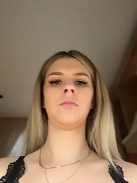 Love Bri online show from 25, 3, 2026