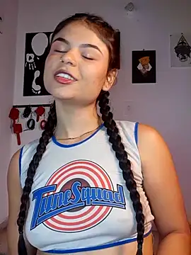 Snapshot of Cleo_hills chatting on 9, 6, 2026 Cleo hills online show from 9, 6, 2026