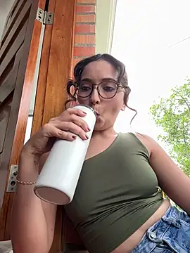 Snapshot of Penelope-Hot chatting on 16, 6, 2026 Penelope-Hot online show from 16, 6, 2026