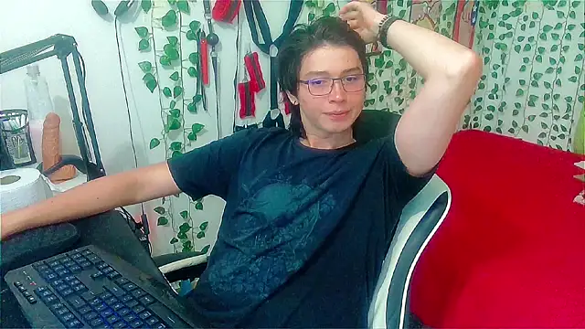 Andy gray online show from 10, 6, 2026