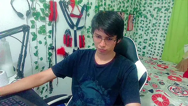 Snapshot of Andy_gray chatting on 6, 2, 2026 Andy gray online show from 6, 2, 2026