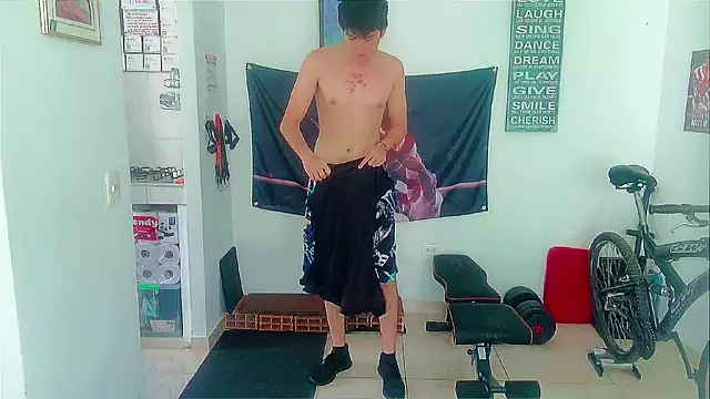 Snapshot of Andy_gray chatting on 17, 12, 2025 Andy gray online show from 17, 12, 2025