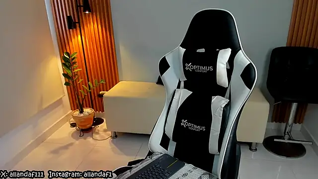 Snapshot of dafboy1 chatting on 11, 3, 2025 dafboy1 online show from 11, 3, 2025