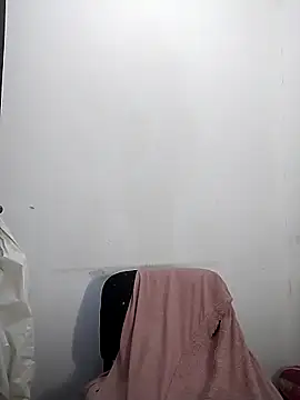 AdelinaJude online show from 23, 3, 2026