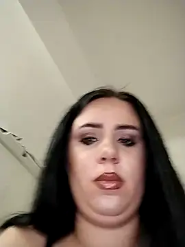 AdelinaJude online show from 18, 1, 2026