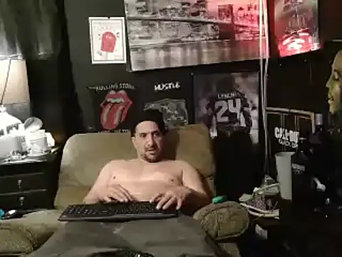 Snapshot of RM_Discov3ri3z chatting on 10, 1, 2025 RM Discov3ri3z online show from 10, 1, 2025