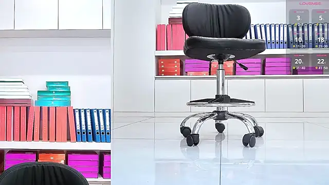 Aster Hoa online show from 9, 2, 2026