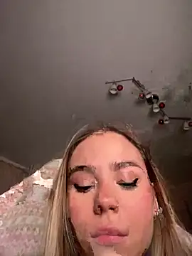 Snapshot of SkyBriii chatting on 16, 1, 2025 SkyBriii online show from 16, 1, 2025