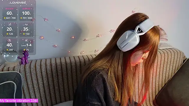 ValBae online show from 30, 11, 2025