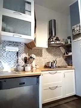 Frabox65 online show from 13, 11, 2025