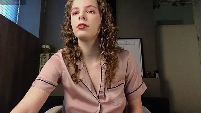 AyreenMoore online show from 8, 2, 2026