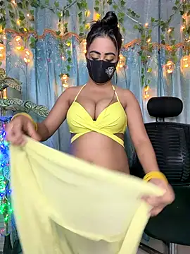 Monabby97 online show from 2, 12, 2025