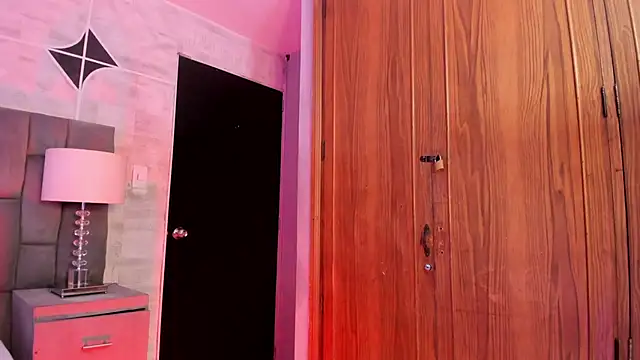 ailynBlaze online show from 17, 11, 2025