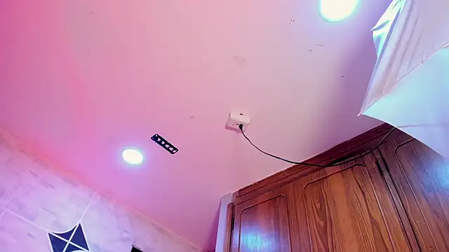 ailynBlaze online show from 19, 11, 2025