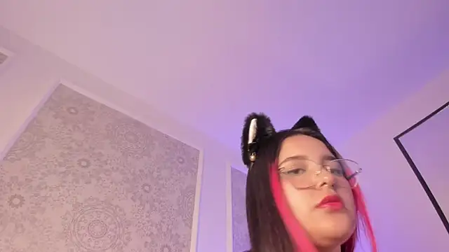 victoria18x online show from 27, 11, 2025