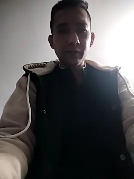 Snapshot of misterioso258 chatting on 5, 3, 2026 misterioso258 online show from 5, 3, 2026