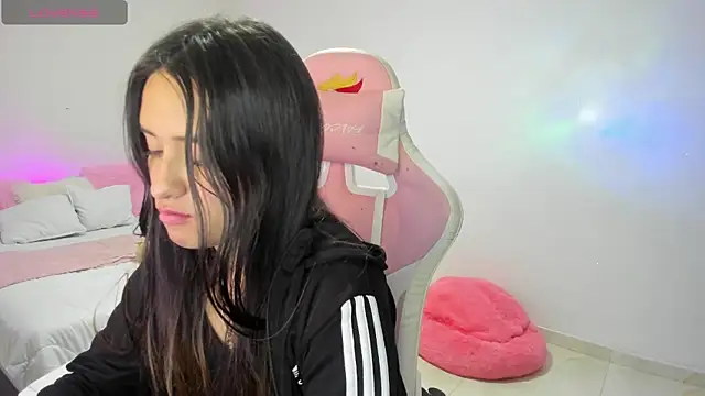 Tinylottie online show from 12, 9, 2025