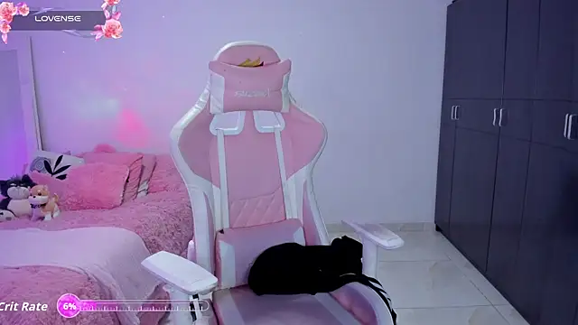 Tinylottie online show from 5, 12, 2025