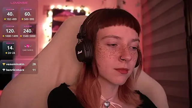 Snapshot of juliapie chatting on 2, 12, 2024 juliapie online show from 2, 12, 2024