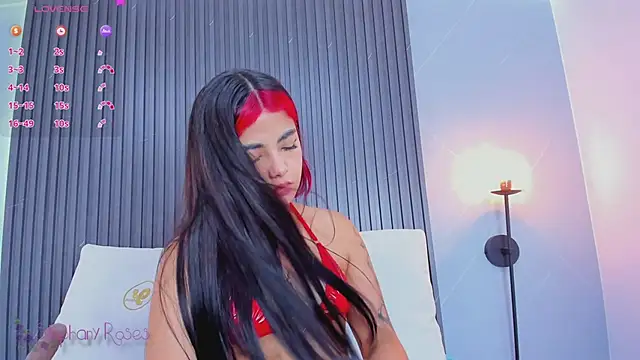 stephany roses  online show from 19, 3, 2025