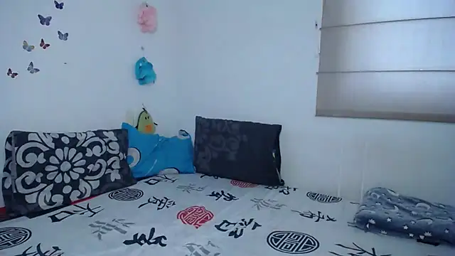 Julieta Hass online show from 23, 2, 2026