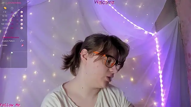 Seductive She Wolf online show from 5, 6, 2026