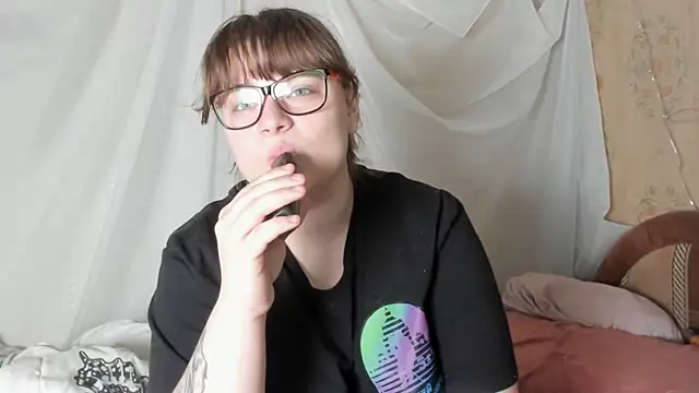 Seductive She Wolf online show from 16, 5, 2026