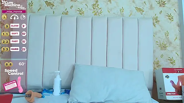 Mia-Monroe online show from 17, 3, 2025