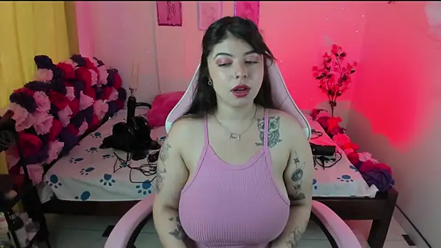 Snapshot of Jennie_Boobs_ chatting on 5, 2, 2025 Jennie Boobs online show from 5, 2, 2025