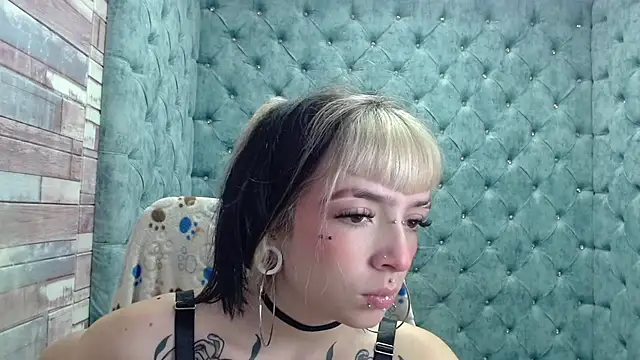 Samantha Smiith online show from 8, 11, 2025