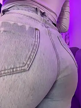 AbyThompson online show from 28, 10, 2025