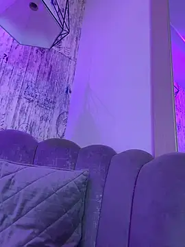 AbyThompson online show from 21, 4, 2026