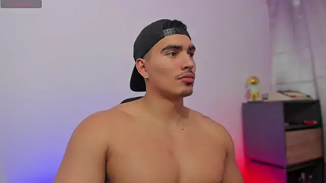 JamesGraay online show from 28, 10, 2025