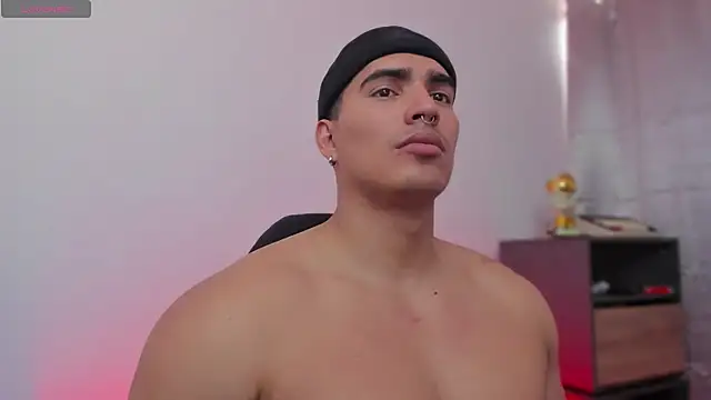 JamesGraay online show from 18, 11, 2025