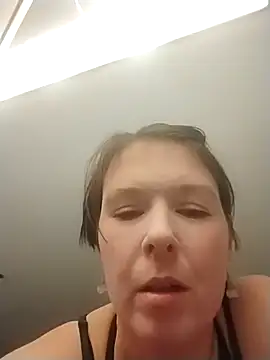 Snapshot of KatieBARBiE98 chatting on 8, 2, 2026 KatieBARBiE98 online show from 8, 2, 2026