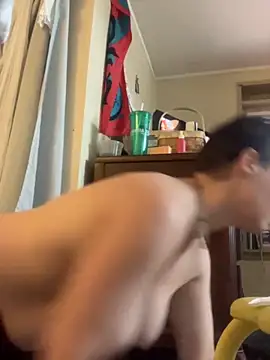 Snapshot of KatieBARBiE98 chatting on 30, 10, 2025 KatieBARBiE98 online show from 30, 10, 2025