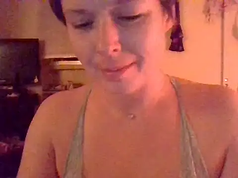 Snapshot of KatieBARBiE98 chatting on 3, 3, 2025 KatieBARBiE98 online show from 3, 3, 2025