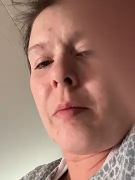 Snapshot of KatieBARBiE98 chatting on 6, 1, 2026 KatieBARBiE98 online show from 6, 1, 2026